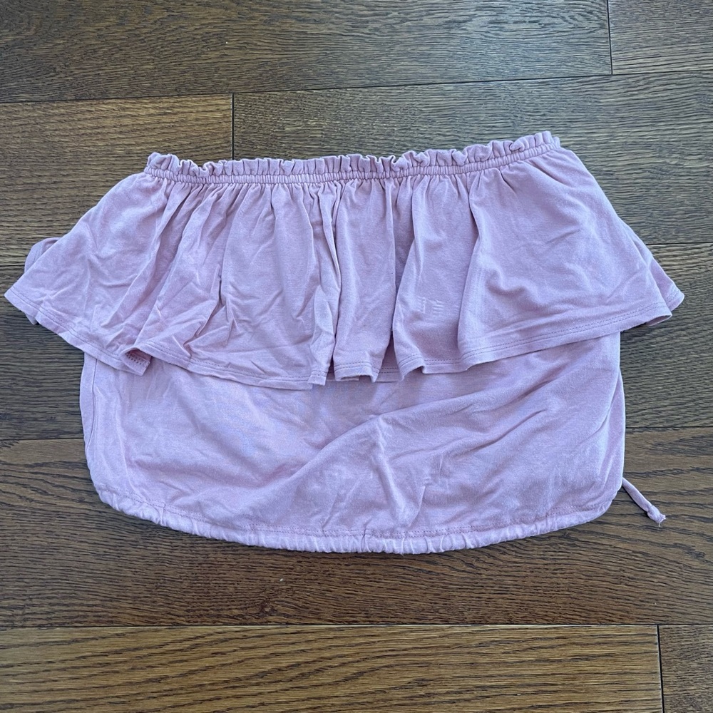 Abercrombie tube top in a raspberry pink color. You adjust tightness on bottom.